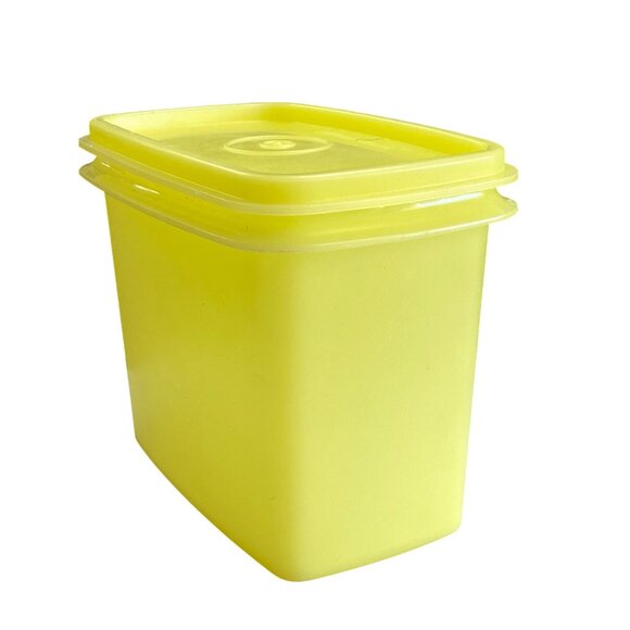 Tupperware Yellow Rectangle Storage Container 1244-3 - Picture 2 of 10
